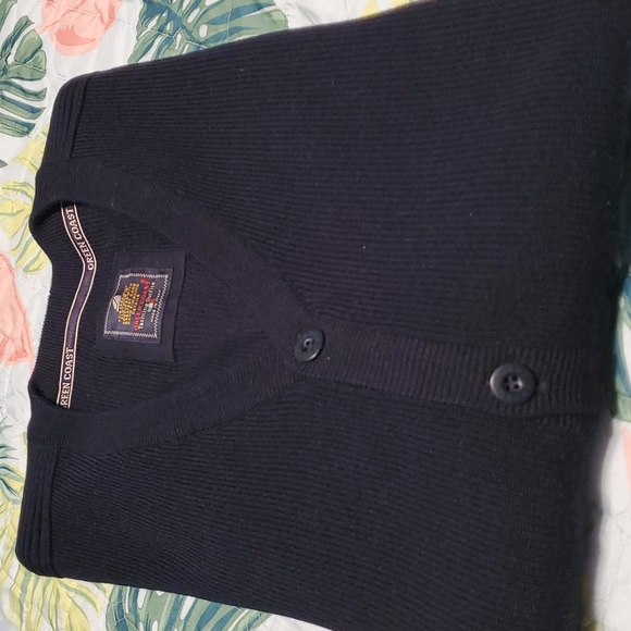 Green Coast Sweater - Picture 9 of 9